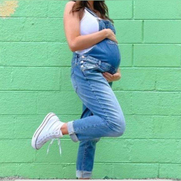 Maternity Denim Overalls. Ingrid & Isabel. Size 16. NWT. Adjustable Straps - Picture 1 of 8